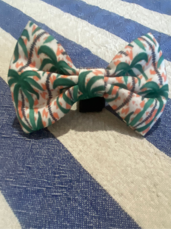 Hawaii Bow tie